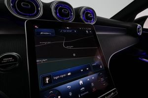 Mercedes GLC300 bild 19