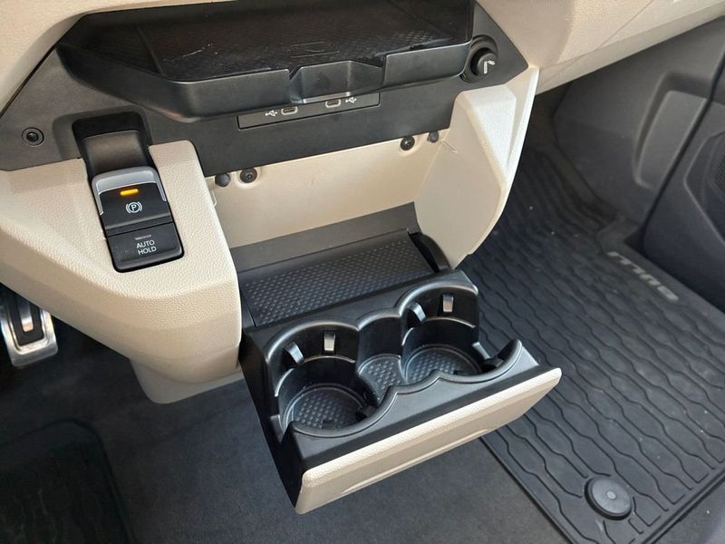 Volkswagen Multivan bild 11