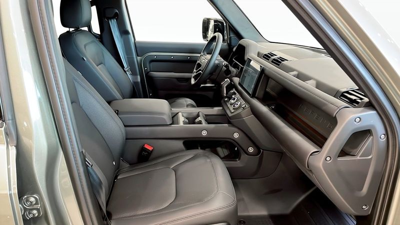 Land Rover Defender bild 3