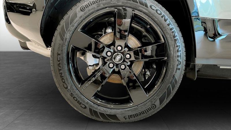 Land Rover Defender bild 9