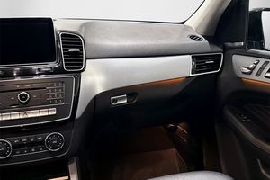 Mercedes GLE350 bild 17