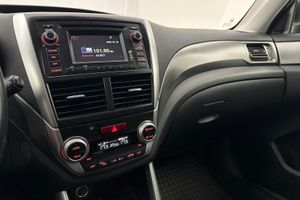 Subaru Forester bild 13