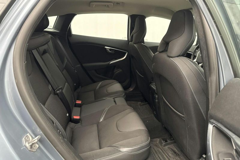 Volvo V40 bild 8