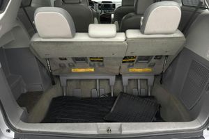 Toyota Sienna bild 10