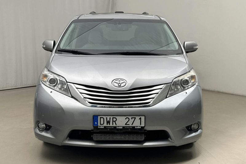 Toyota Sienna bild 4