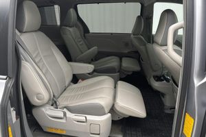 Toyota Sienna bild 8