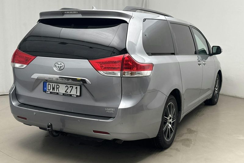 Toyota Sienna bild 3