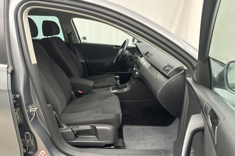 Volkswagen Passat bild 7