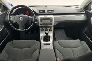Volkswagen Passat bild 6