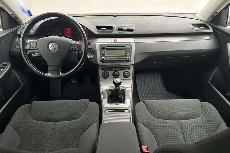 Volkswagen Passat bild 6