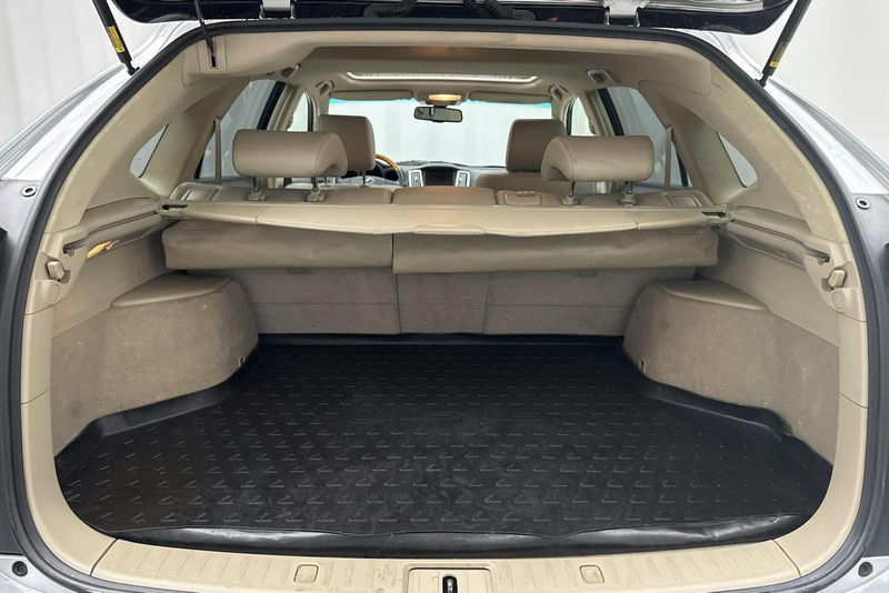 Lexus RX bild 9