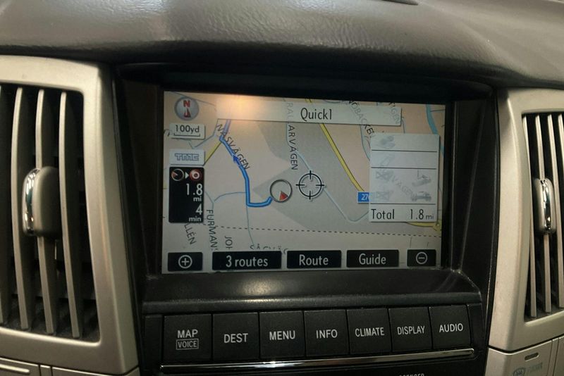 Lexus RX bild 11