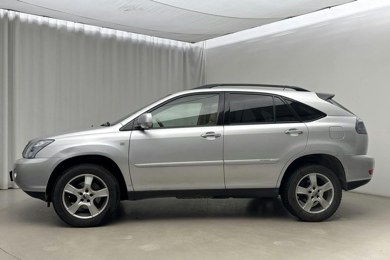 Lexus RX bild 2