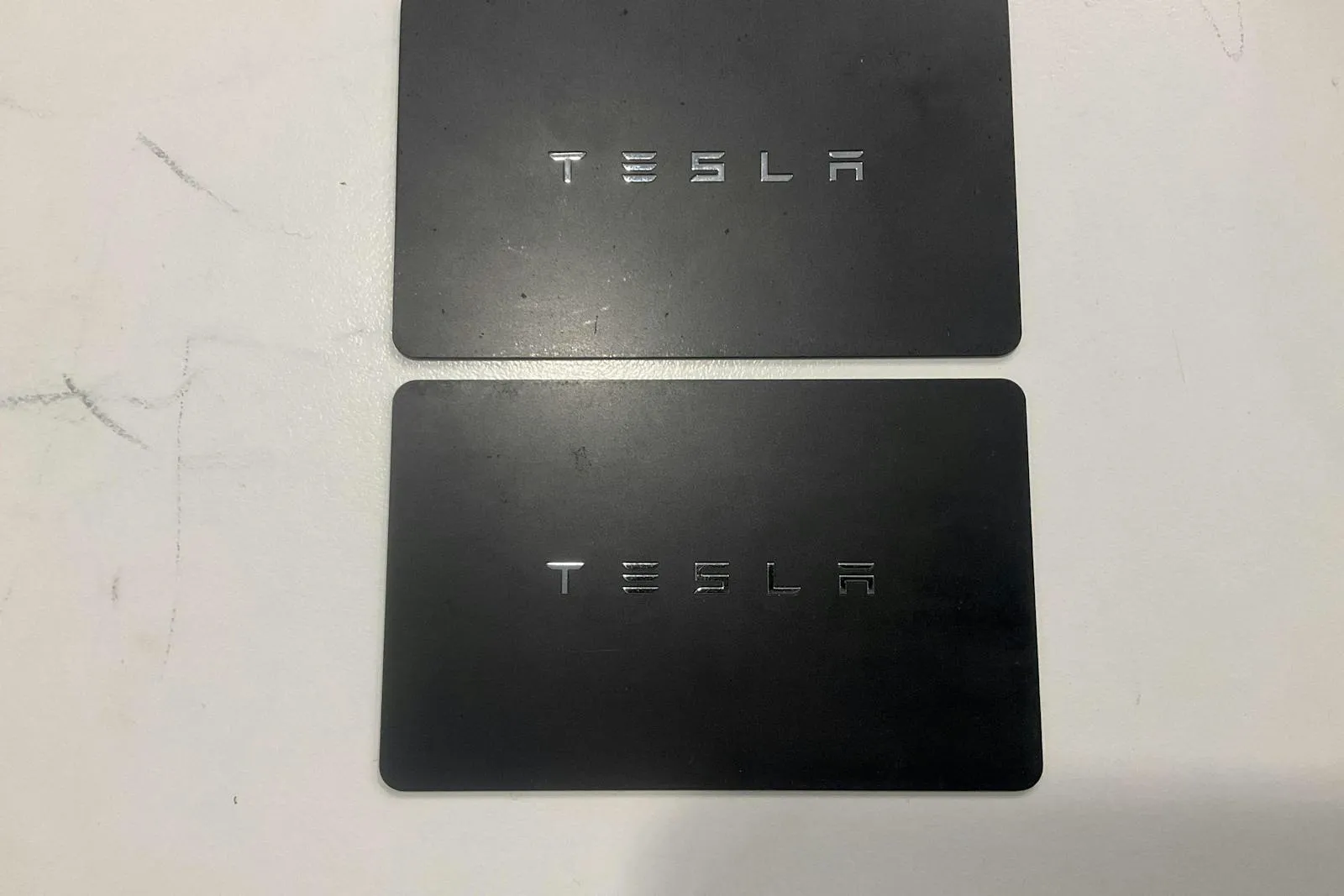 TESLA MODEL 3 GRANDE AUTONOMIE DUAL MOTOR 441ch 4X4 - TOIT PANORAMIQUE - CUIR - CAMÉRA DE RECUL - PHARES LED