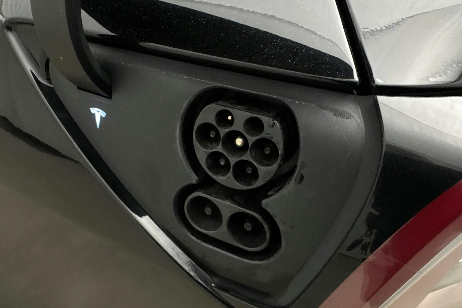 TESLA MODEL 3 GRANDE AUTONOMIE DUAL MOTOR 441ch 4X4 - TOIT PANORAMIQUE - CUIR - CAMÉRA DE RECUL - PHARES LED
