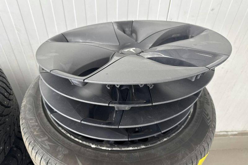 Tesla Model 3 bild 26