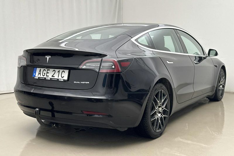 Tesla Model 3 bild 3