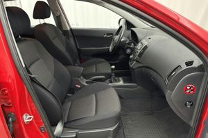 Hyundai i30 bild 7