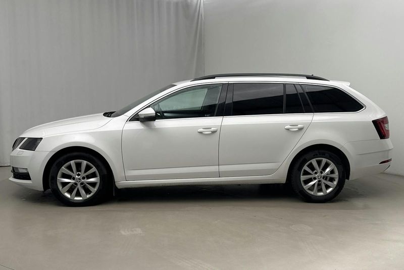 Skoda Octavia bild 2