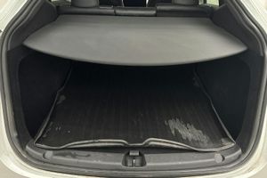 Tesla Model Y bild 9