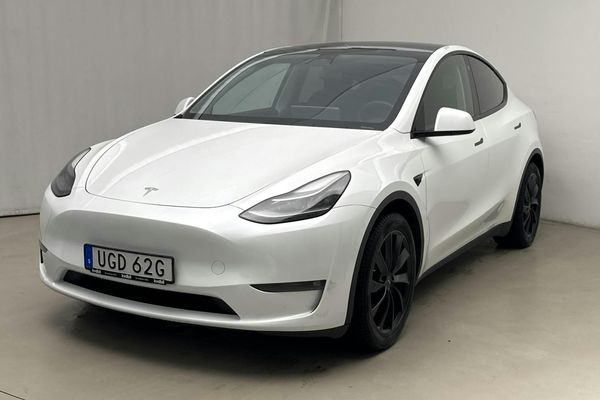 Tesla Model Y Long Range Dual Motor AWD - 2023