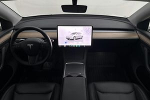 Tesla Model Y bild 6