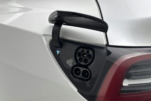 Tesla Model Y bild 18