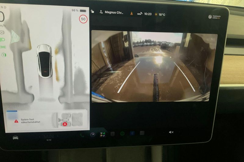 Tesla Model Y bild 12