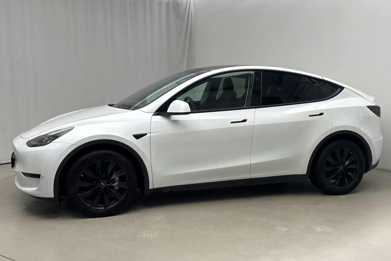 Tesla Model Y bild 2