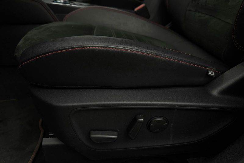 Ford Kuga bild 17