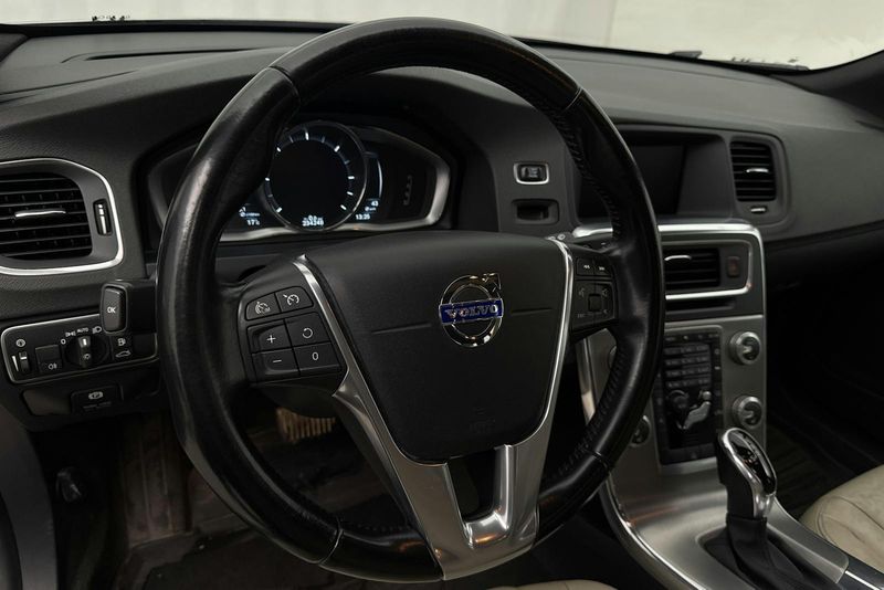 Volvo V60 bild 15