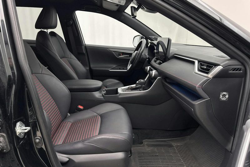 Toyota RAV4 bild 7
