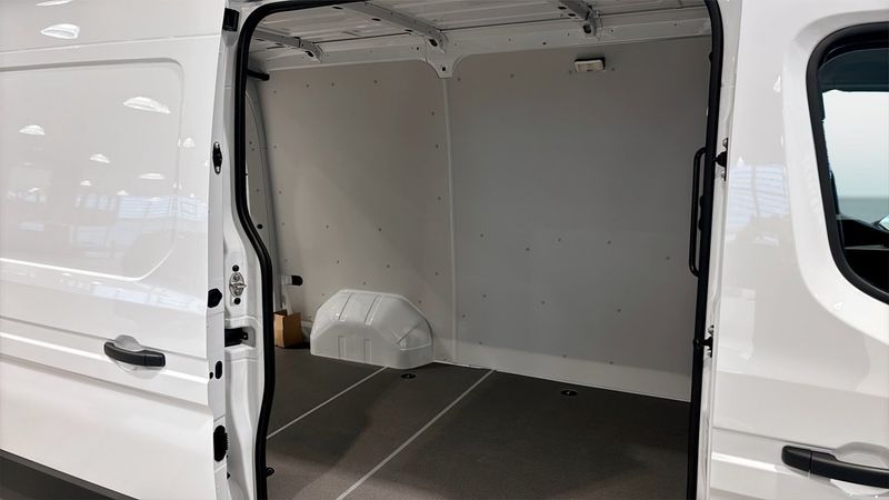 Nissan Interstar bild 9