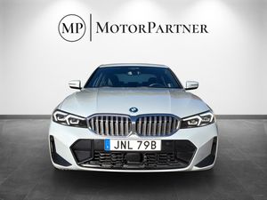 BMW 330 bild 3