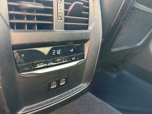 BMW 330 bild 18