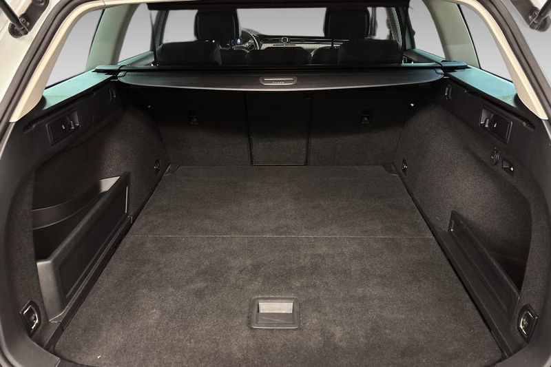 Volkswagen Passat bild 10