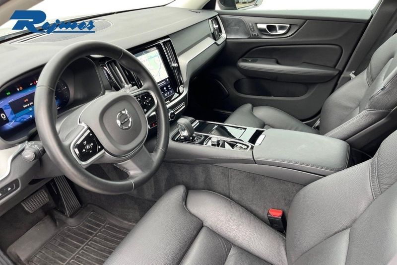 Volvo V60 bild 8