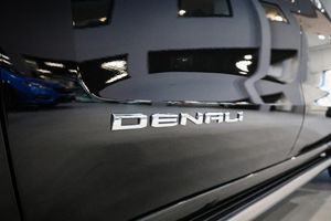 GMC Sierra bild 32