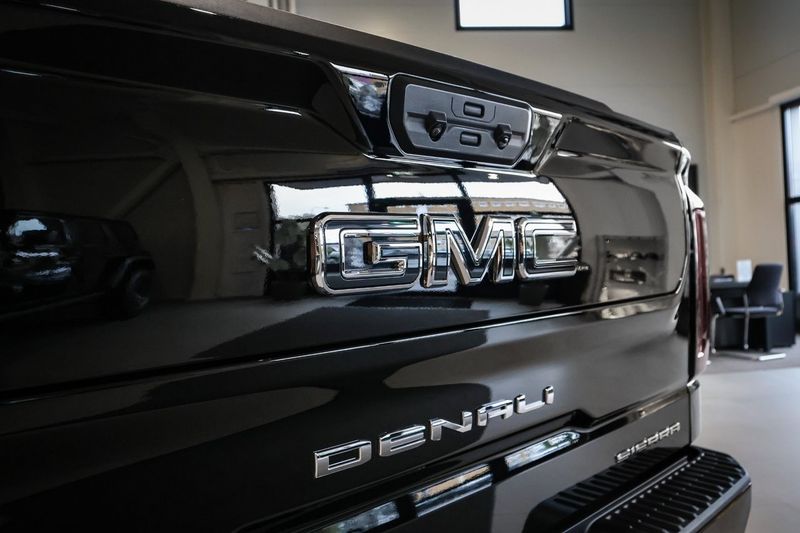 GMC Sierra bild 31