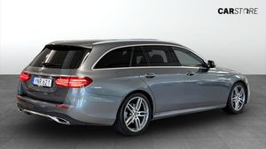 Mercedes E220 bild 2
