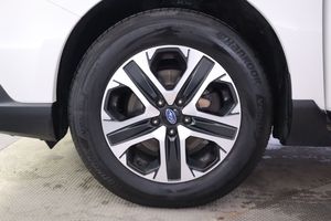 Subaru Outback bild 9