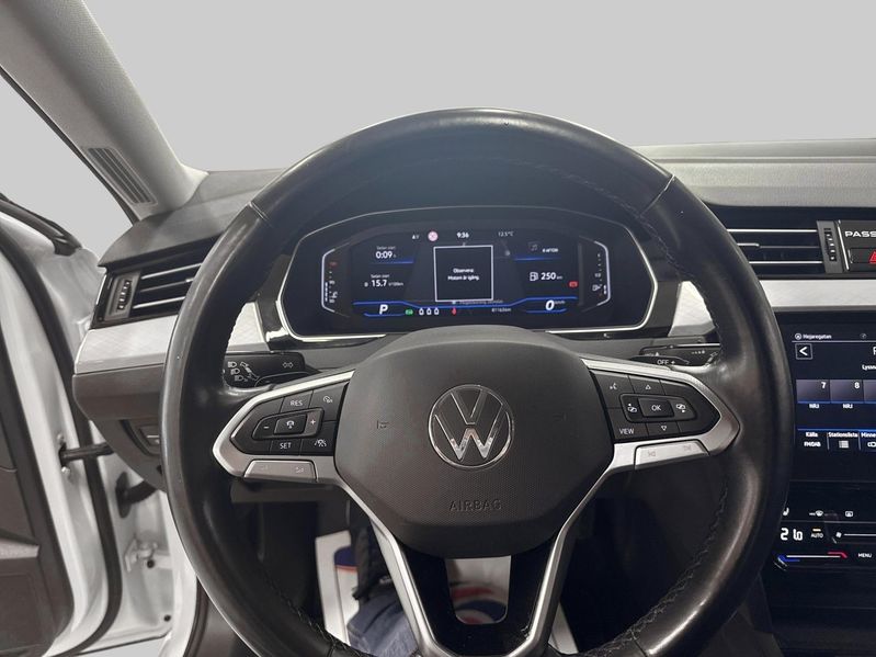 Volkswagen Passat bild 14