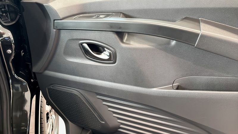 Renault Trafic bild 11