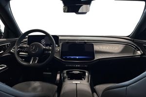 Mercedes E300 bild 12