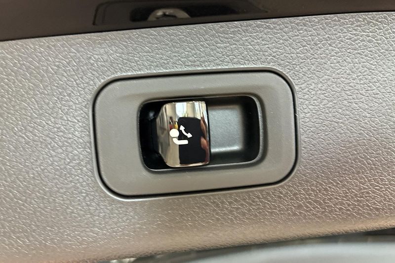 Mercedes E300 bild 16