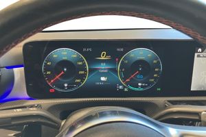 Mercedes CLA250 bild 9
