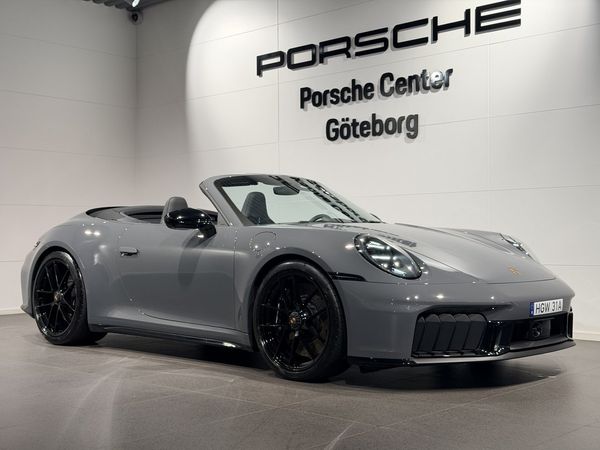 Porsche 992 911 Carrera 4 GTS Cabriolet - 2025
