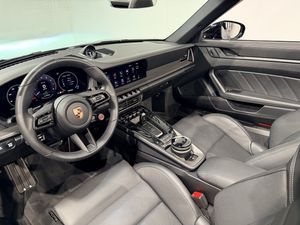 Porsche 992 bild 25