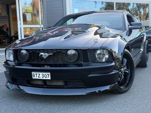 Ford Mustang bild 2