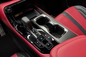 Lexus NX bild 18